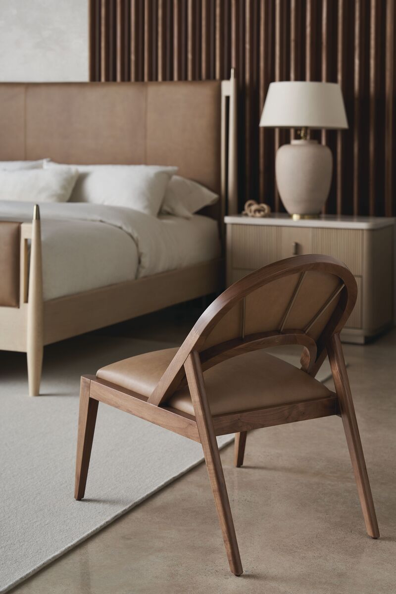 Caracole bed queen size M143-022-101 from Instylior