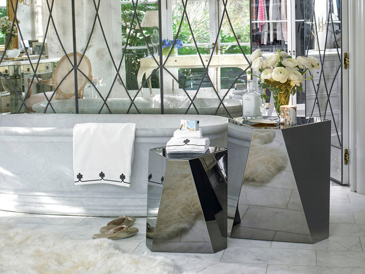 Caracole Signature side table SIG-416-472 from Instylior