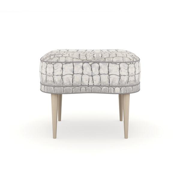 Caracole Multiple Choice Hocker   UPH-020-051-A von Instylior