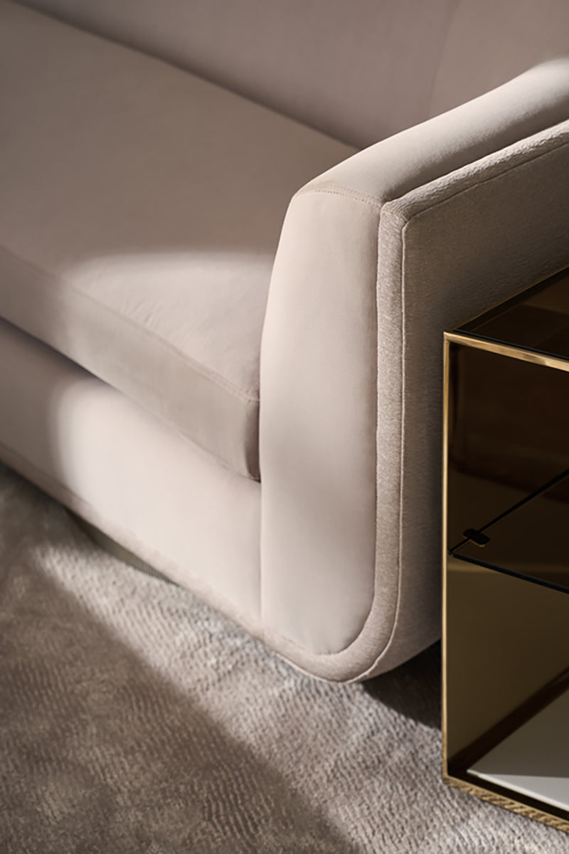 Caracole  Clipper Sofa UPH-023-012-A von instylior