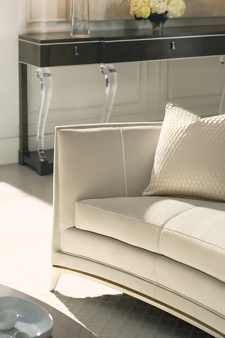 Caracole Bend The Rules Sofa   UPH-417-016-A von Instylior