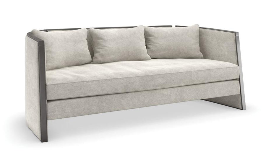 Caracole  Cut Away Sofa  UPH-423-111-A von instylior
