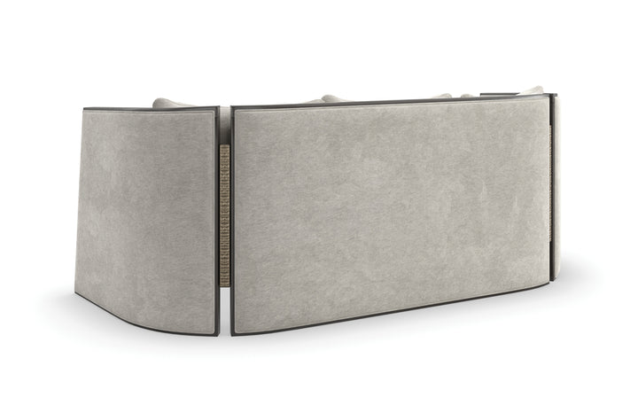 Caracole  Cut Away Sofa  UPH-423-111-A von instylior