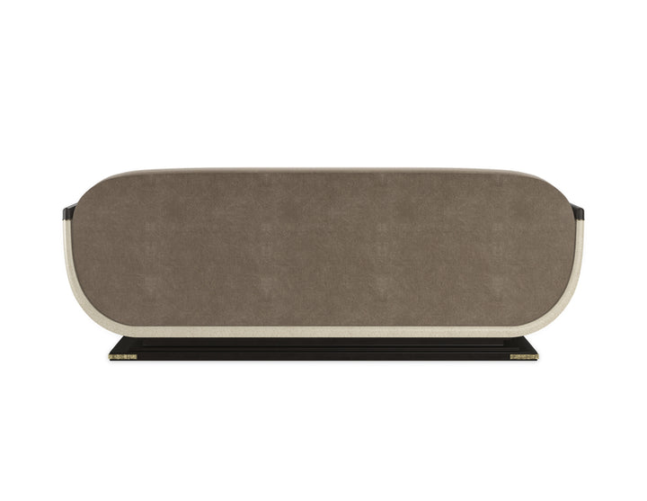 Caracole  Helena Sofa  UPH-424-111-A von instylior