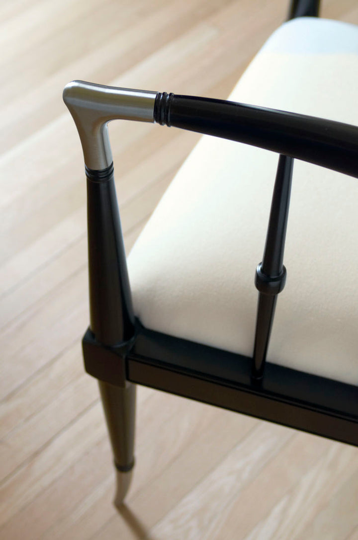 Caracole Black Beauty Sessel   UPH-CHAWOO-54B von Instylior