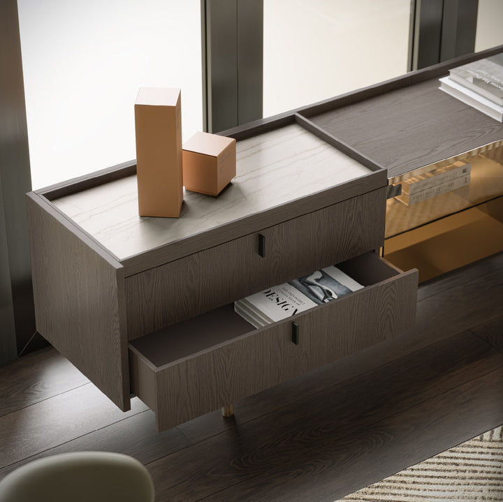 Evanyrouse Colline Glas TV-Möbel 240 cm mit Beleuchtung – Lifestyleansicht 4