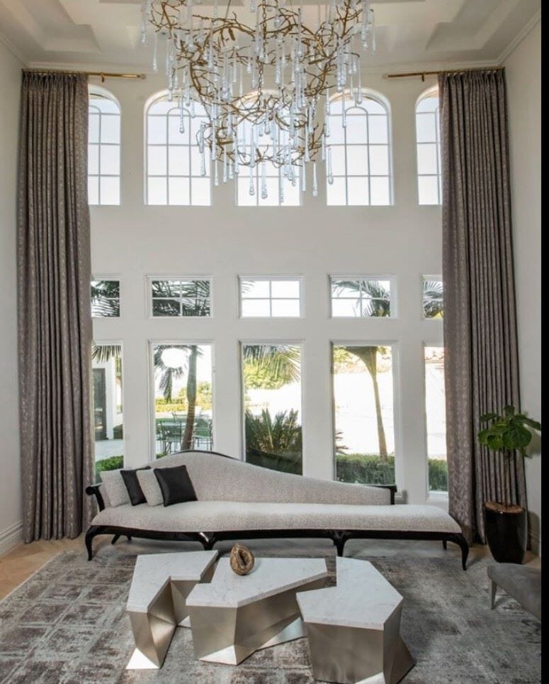 Christopher Guy elegante Chaiselongue Canapé 60-0576 von Instylior Sofas Christopher Guy 