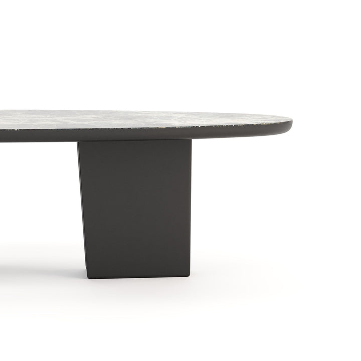 Stylish Club Stone Dining Table Detailansicht