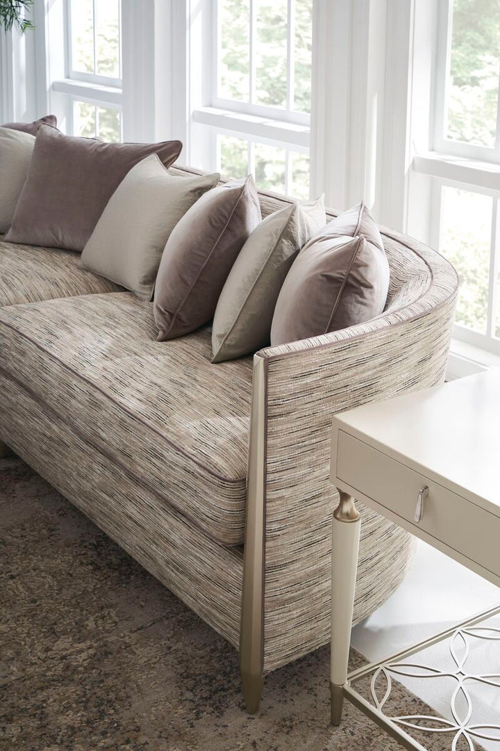 Caracole Piping Hot Sofa 2   UPH-422-011-C von Instylior