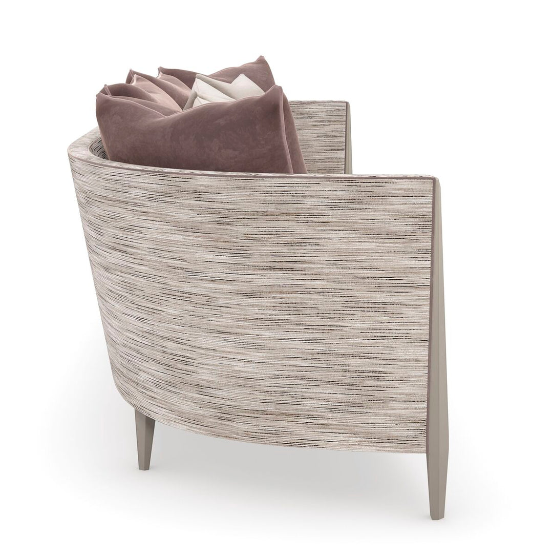 Caracole Piping Hot Sofa 2   UPH-422-011-C von Instylior