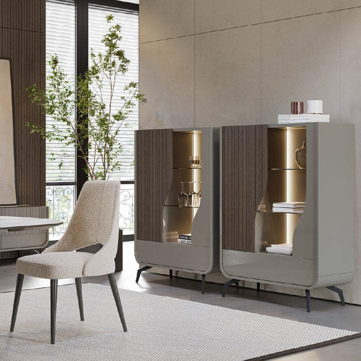 Evanyrouse Linard Vitrine mit Füßen – Lifestyleansicht 4